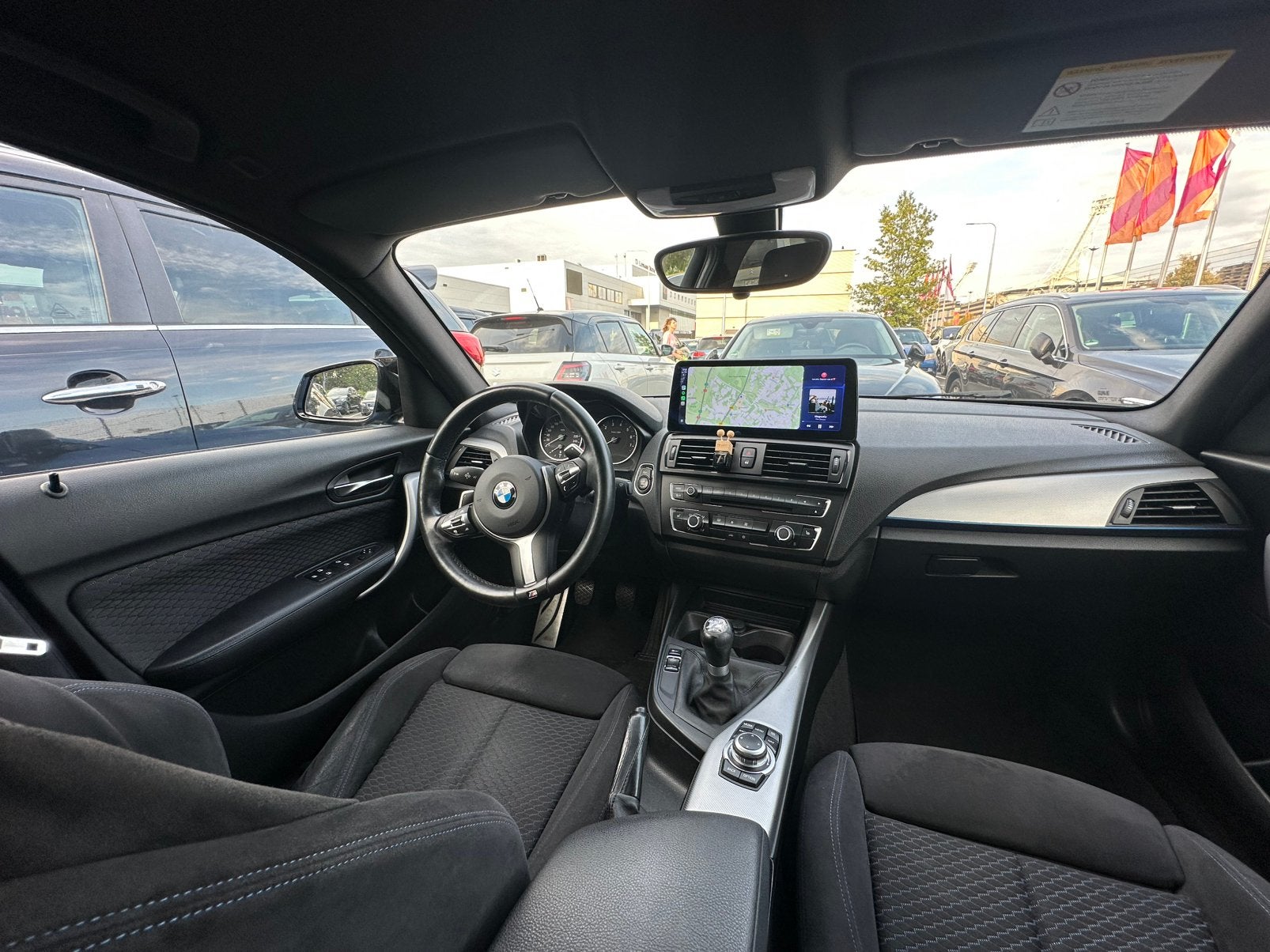 Foto 7 van BMW 1-Serie 116I 100KW 5DR 2012 Blauw M-pakket