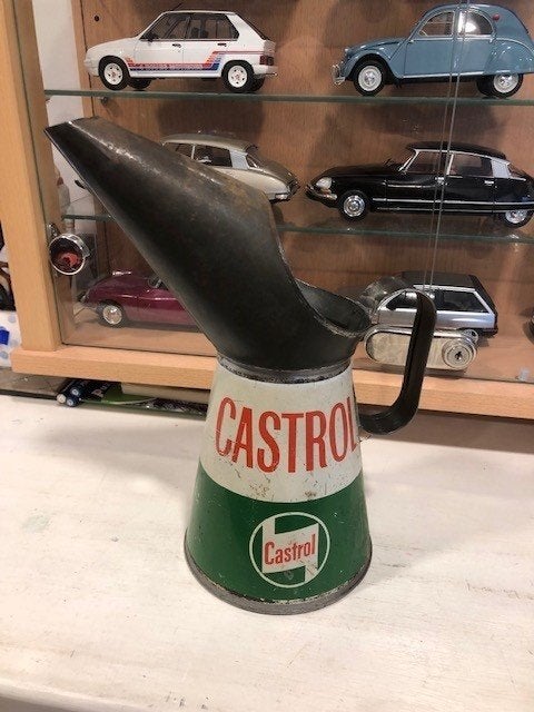 Oude Vintage Castrol olie schenk kan Frankrijk, Ophalen of Verzenden, Gebruikt, Gebruiksvoorwerp