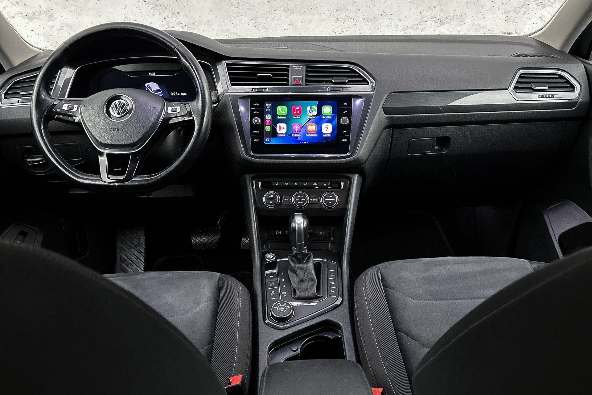 Volkswagen Tiguan Allspace 2.0 TDI 4Motion Highline 7p. | Tr, Automaat, Stof, Gebruikt, Bedrijf