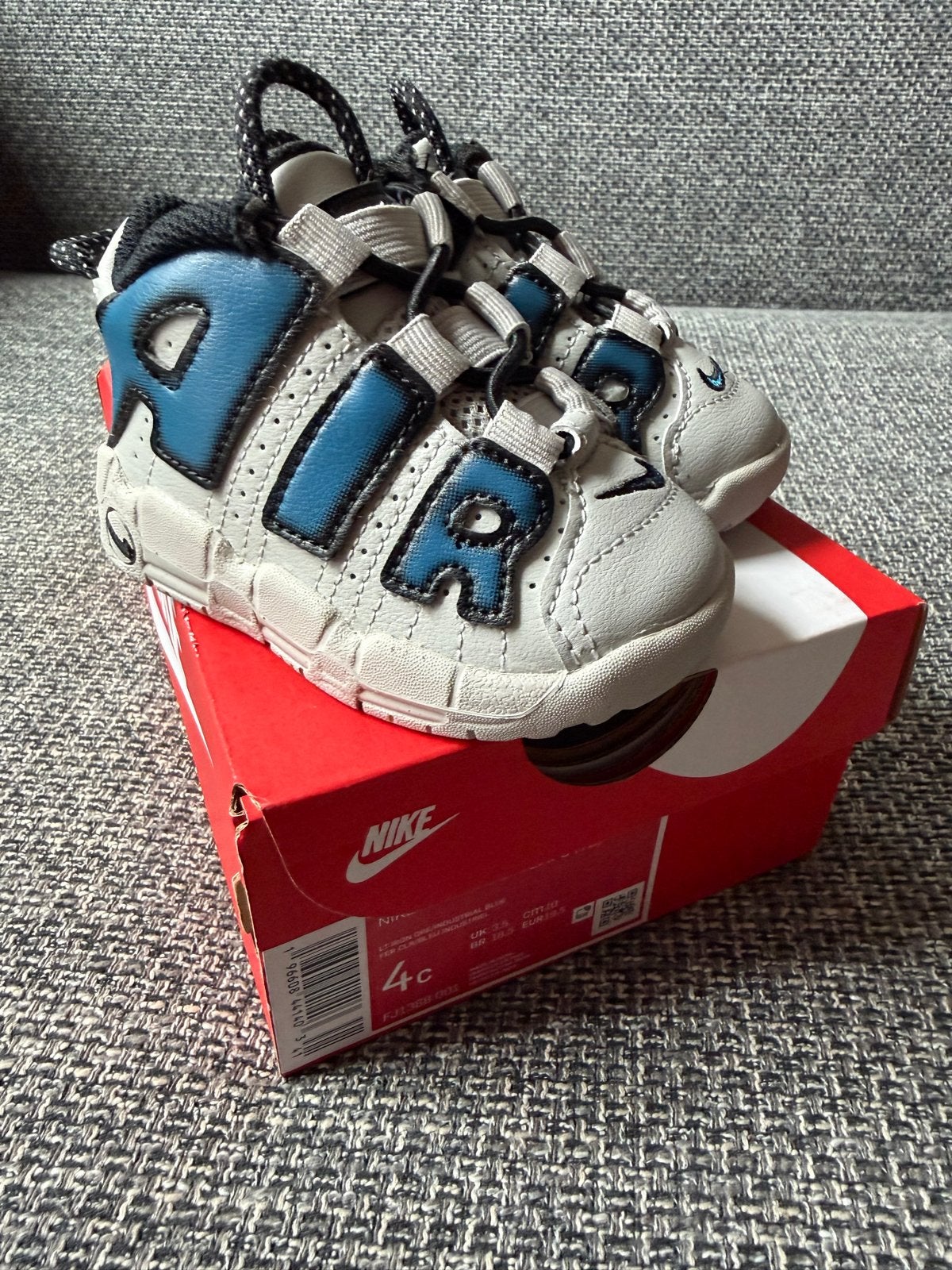 Nike More Uptempo Toddler Schoenen - Maat 19.5 - Nieuw, Nieuw, Ophalen of Verzenden, Jongen of Meisje, Sportschoenen