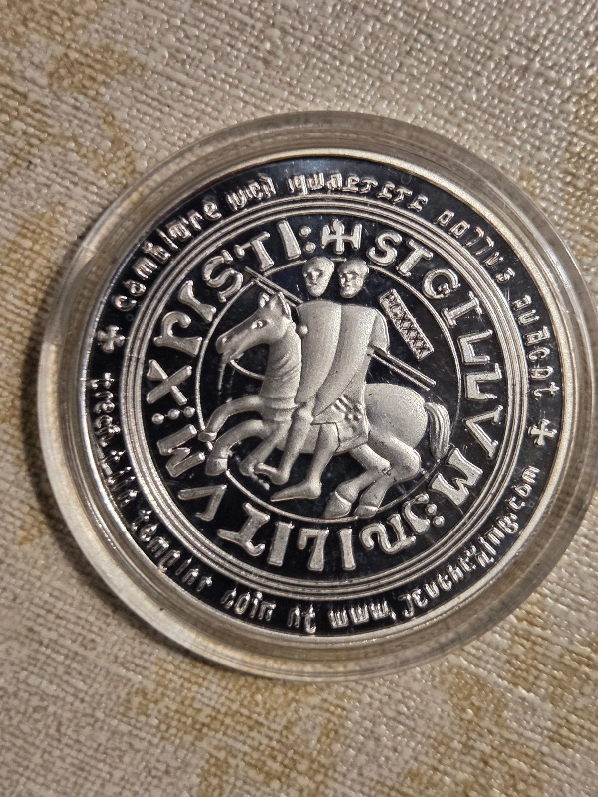 Zilverkleurige ,Tempeliers Munt - Historische Replica, Ophalen of Verzenden, Overige materialen