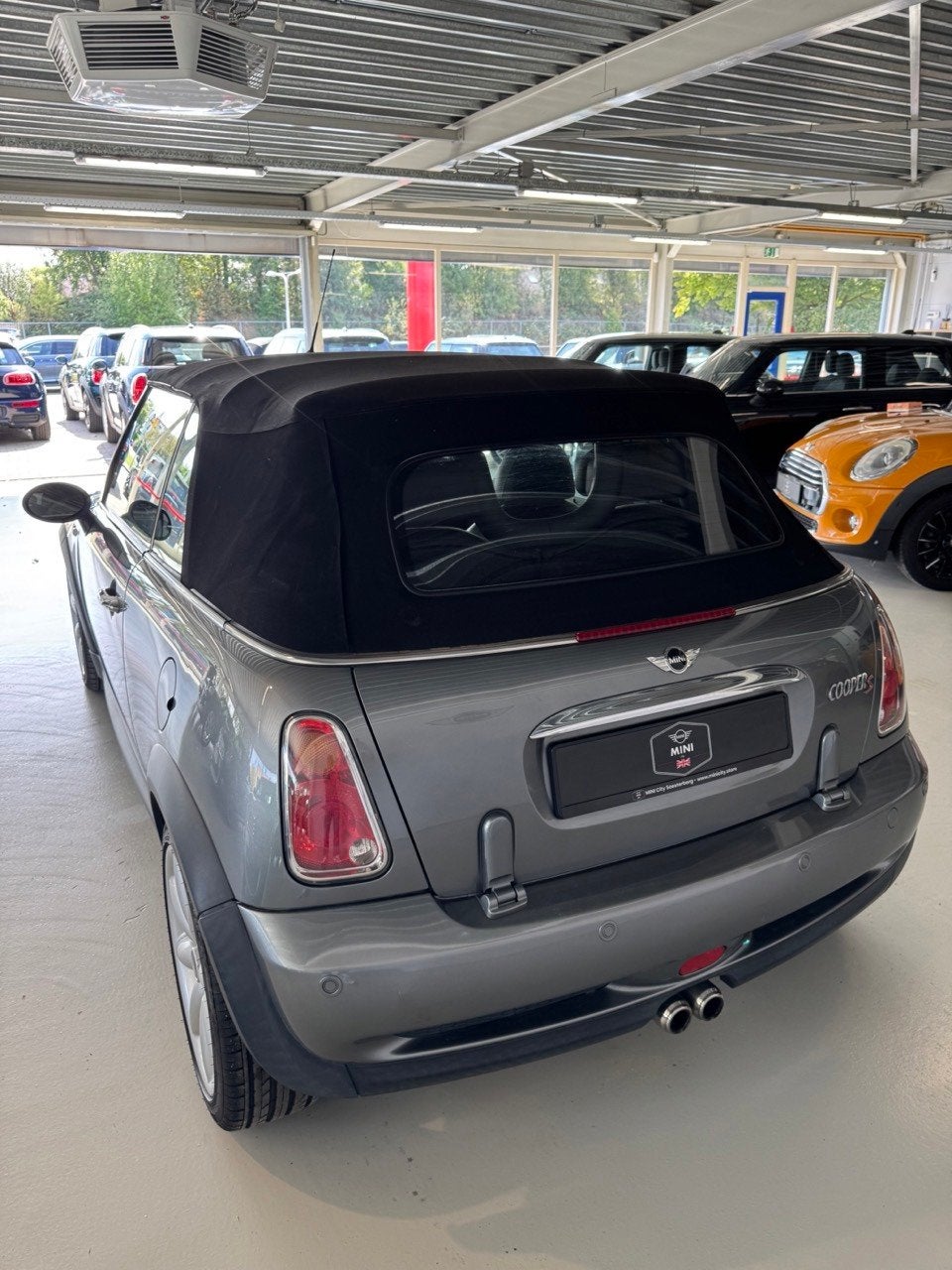 Mini Cabrio 1.6 Cooper S, Auto's, Voorwielaandrijving, Gebruikt, Zwart, 4 cilinders