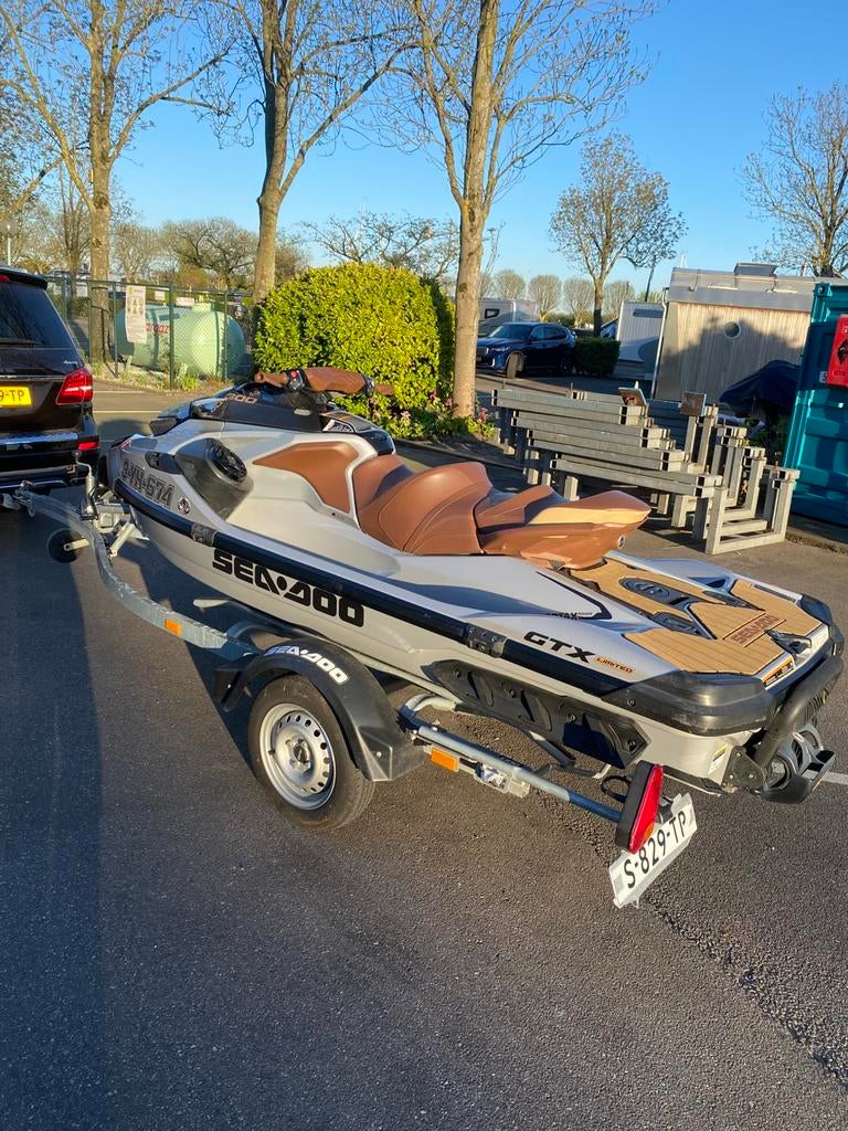 Seadoo GTX 300 limited, Watersport en Boten, Jetski's en Waterscooters, Zo goed als nieuw, 200 pk of meer, Benzine, Ophalen