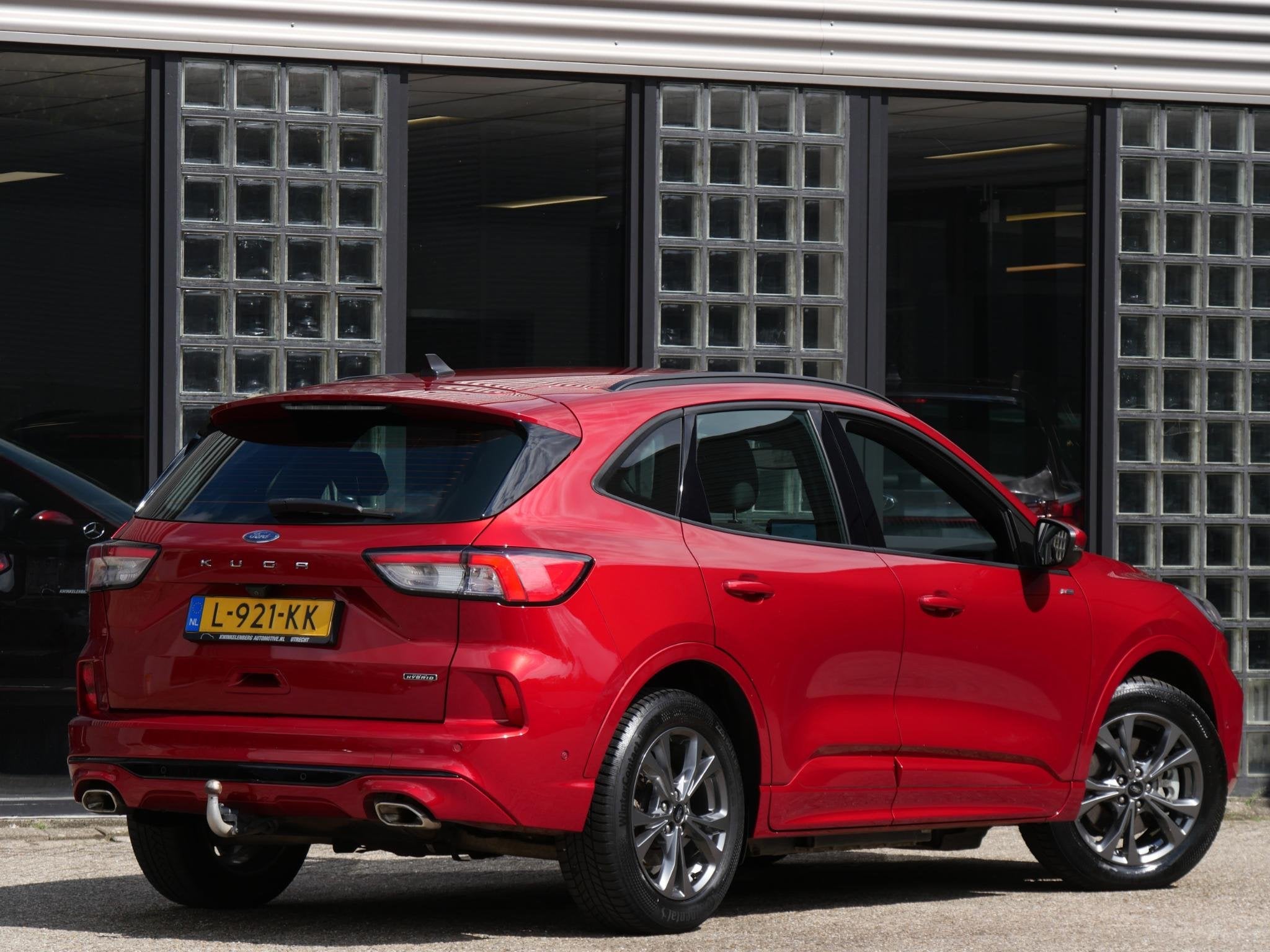 Ford Kuga PHEV ST-LINE/ DRIVER ASSIST PACK/ TREKHAAK/ NL-AUT, Gebruikt, Euro 6, 4 cilinders, Hybride Elektrisch/Benzine
