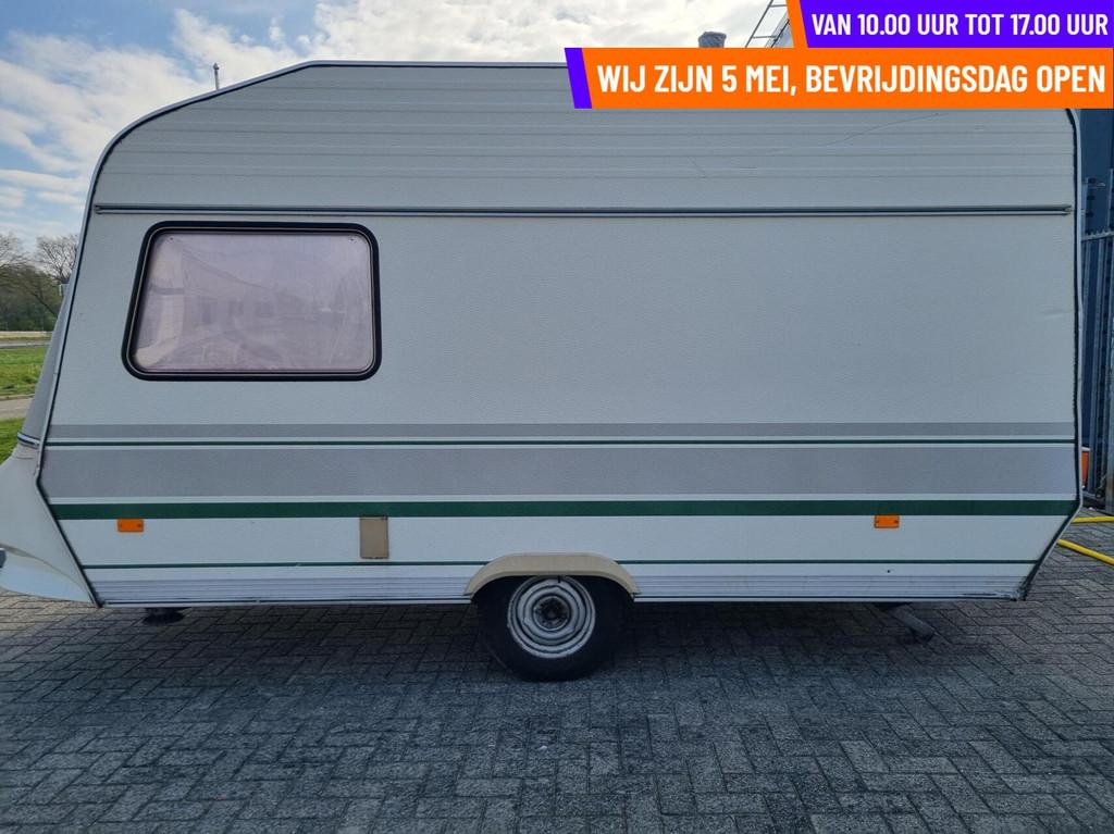 Chateau LA CAR TROPHEE 400 ENKELE BEDDEN + VOORTENT + TOILET, Chateau, Tot en met 2, Bedrijf, 5 tot 6 meter