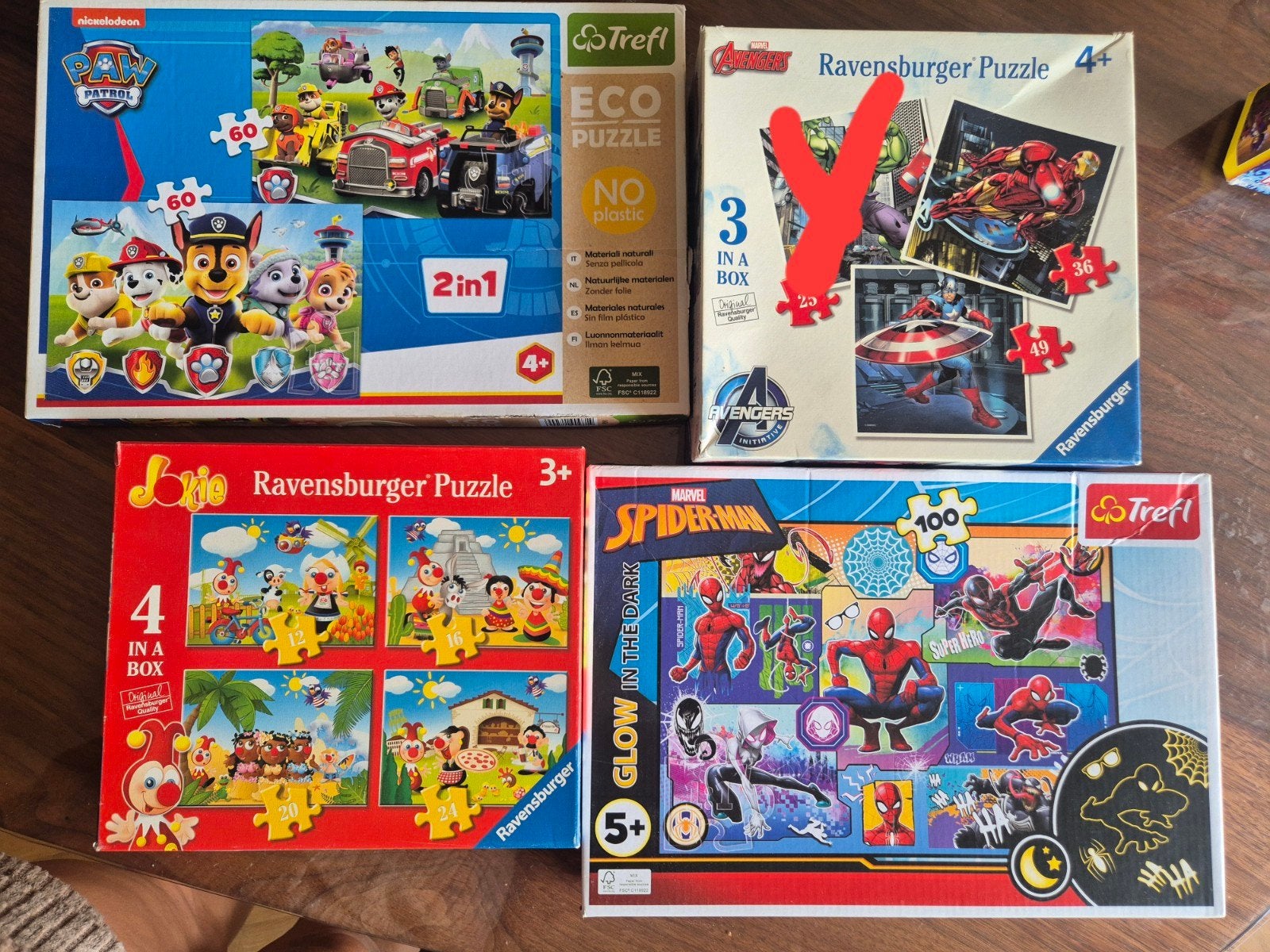 Diverse puzzels: Paw Patrol, Avengers, Spider-Man, Jokie., Ophalen of Verzenden, 500 t/m 1500 stukjes, Zo goed als nieuw