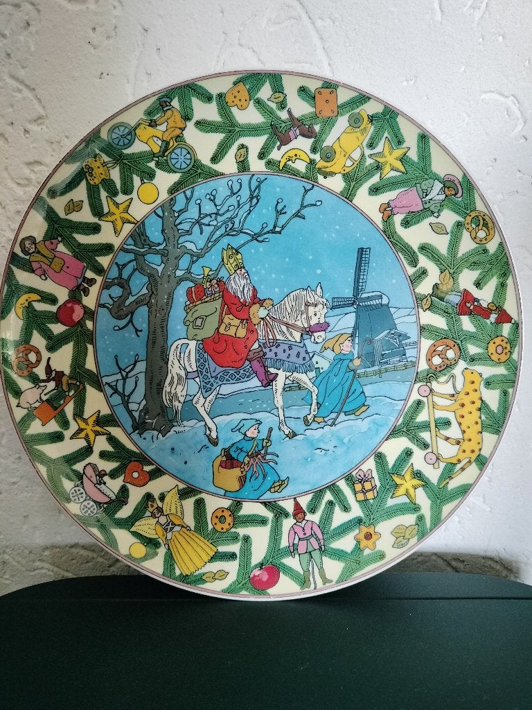 Villeroy & Boch Sinterklaas Kerstbord Holland, Ophalen, Zo goed als nieuw, Porselein, Bord of Schaal