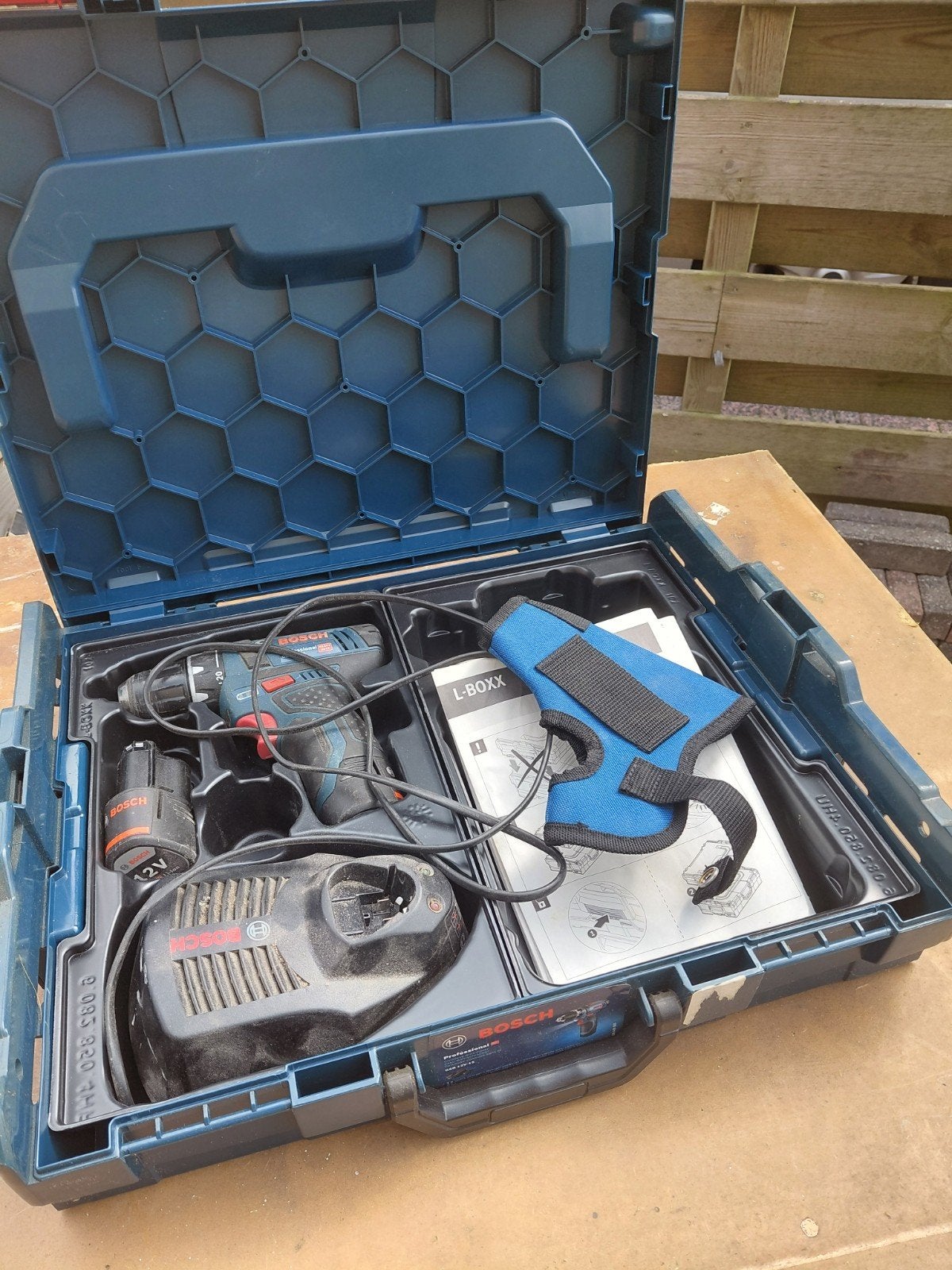 Bosch Professional GSR 12V-15 Accuboormachine met L-BOXX, Gebruikt, Variabele snelheid, Ophalen of Verzenden, Boor- en Schroefmachine