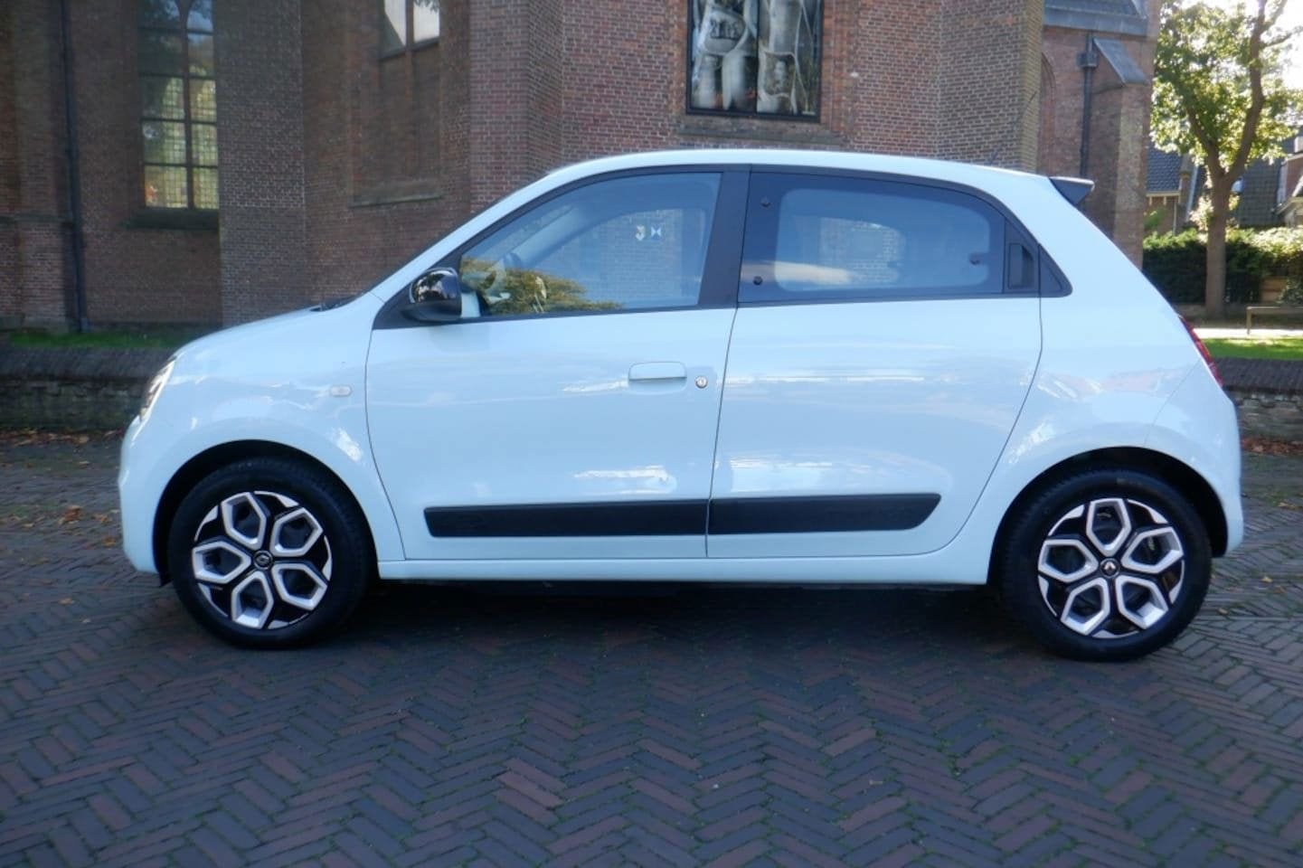 Renault Twingo R80 Electric 82pk Série Limitée Vibes SOH 9, Automaat, Gebruikt, 22 kWh, 4 stoelen