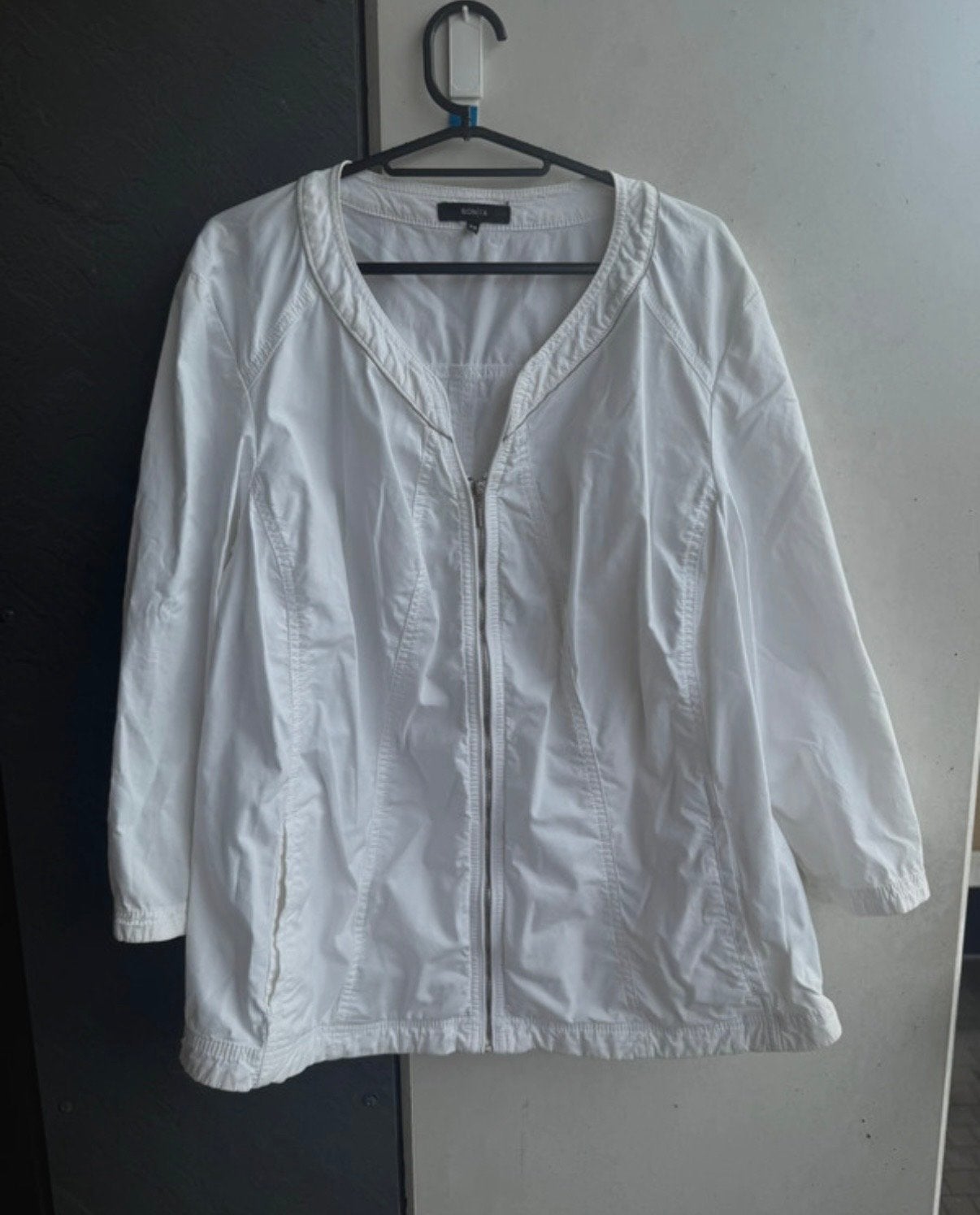 Bonita witte jas maat 48, Ophalen of Verzenden, Zo goed als nieuw, Maat 46/48 (XL) of groter, Wit