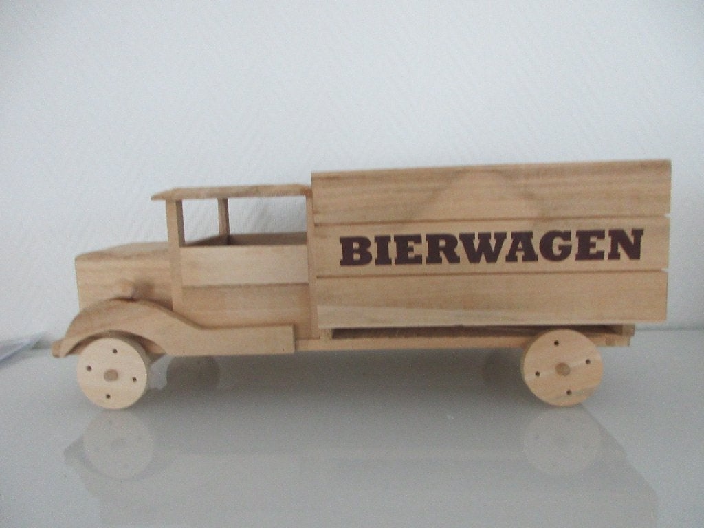 houten vrachtwagen (tekst: bierwagen), Ophalen of Verzenden, Zo goed als nieuw, Overige typen, Overige merken