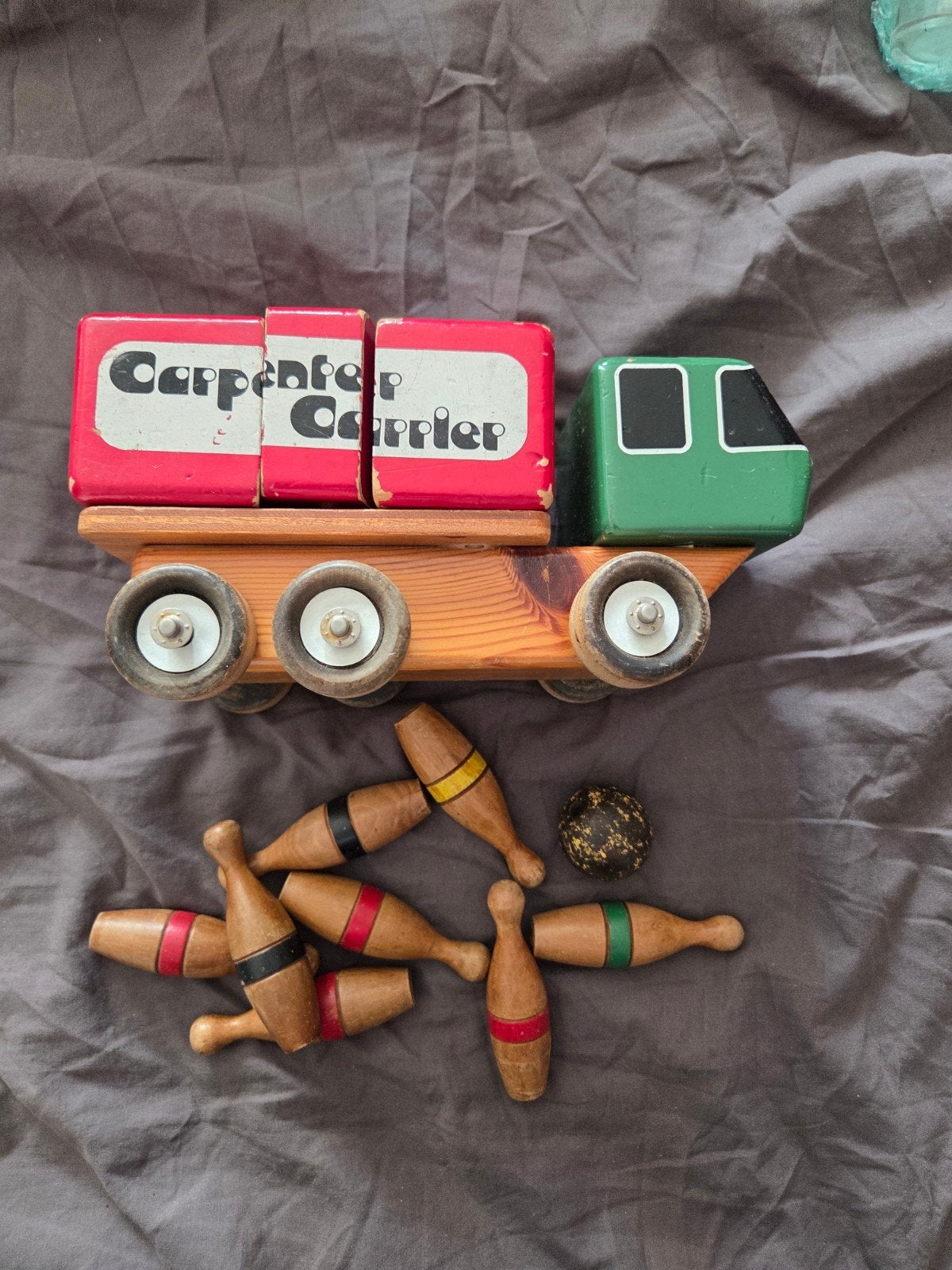 Houten vrachtwagen en kegelspel - decoratie/speelgoed, Ophalen of Verzenden, Gebruikt, Overige typen