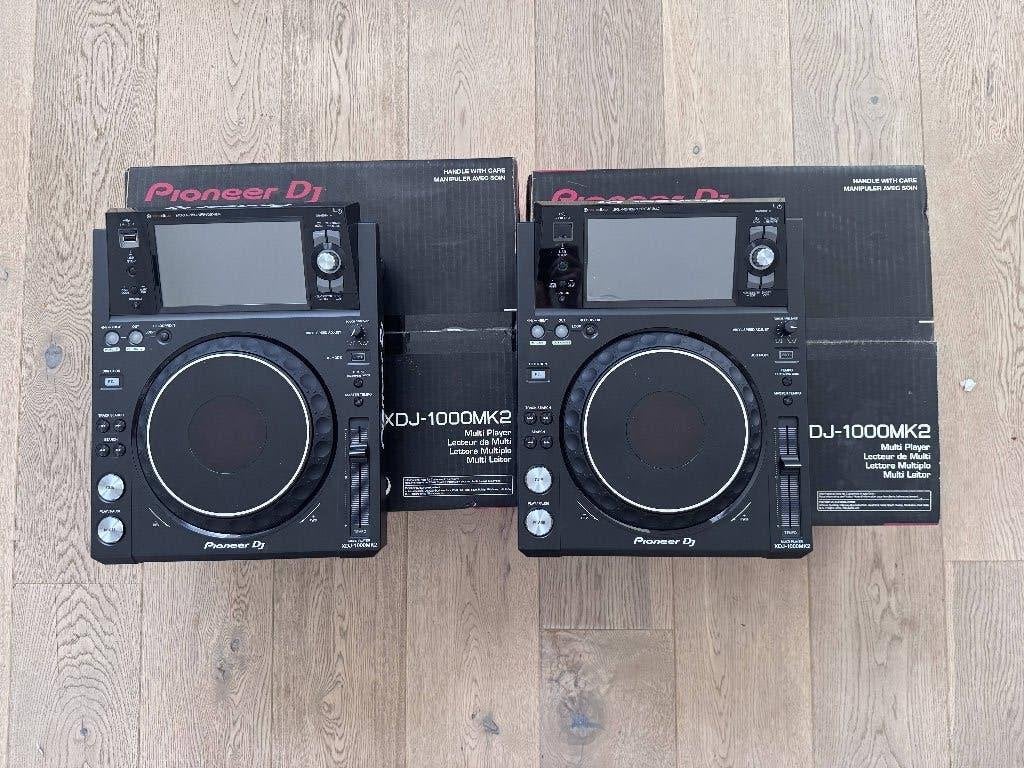 2x Pioneer XDJ1000 MK2 + decksavers, Muziek en Instrumenten, Dj-sets en Draaitafels, Ophalen of Verzenden, Zo goed als nieuw, Dj-set