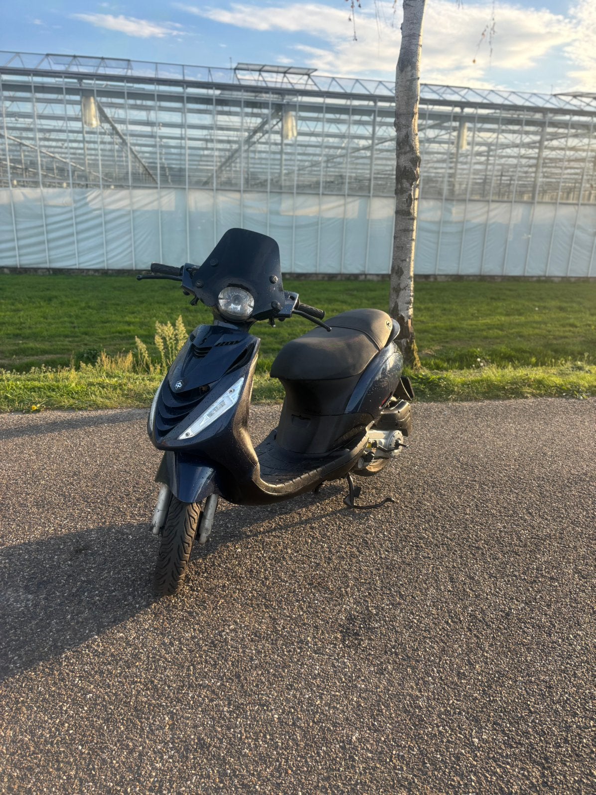Piaggio zip [7000km] [brom], Fietsen en Brommers, Ophalen, Maximaal 45 km/u, Zip, Zo goed als nieuw