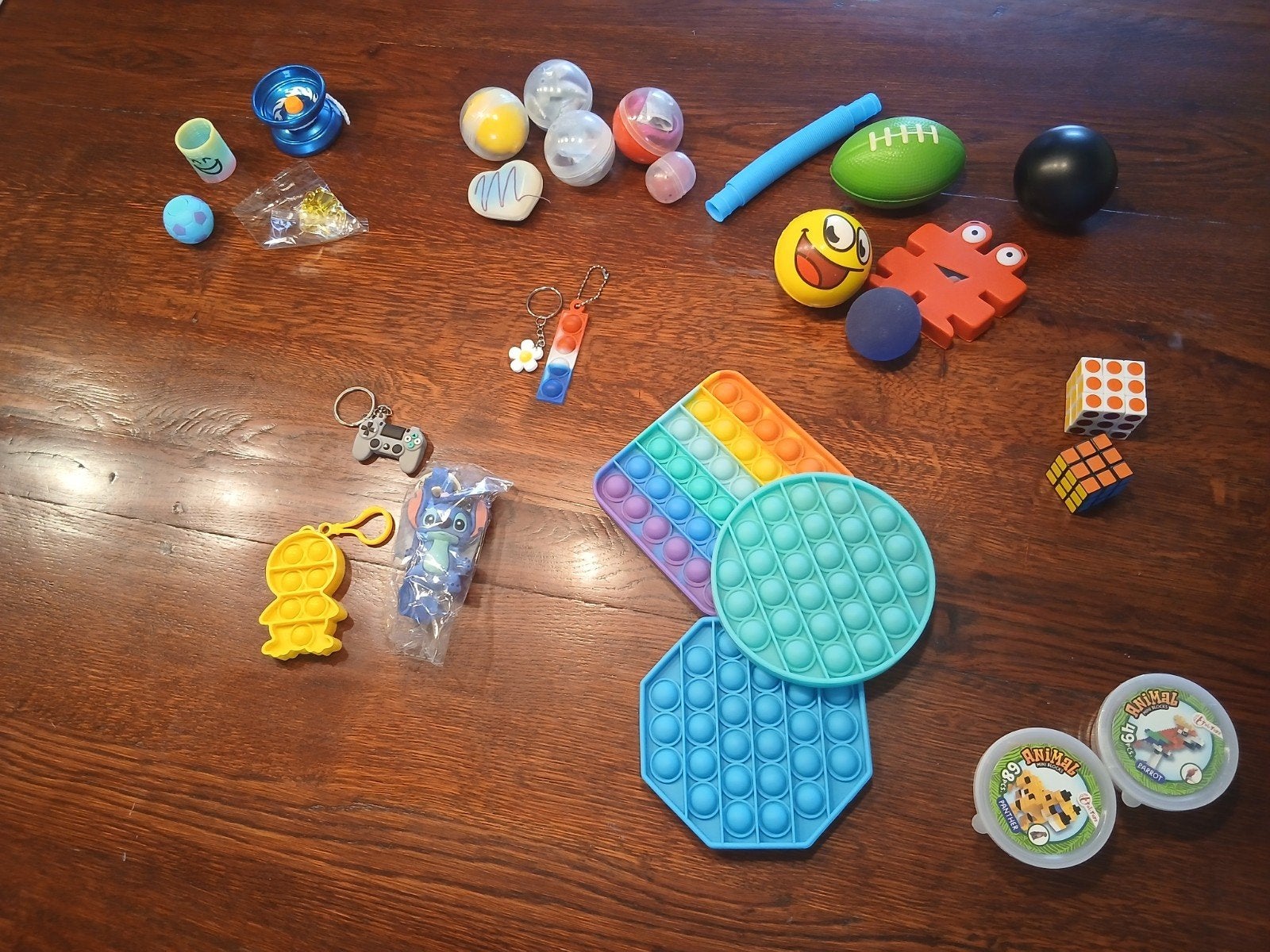 28 vitget-toys. Reageer nu het nog kan!, Ophalen