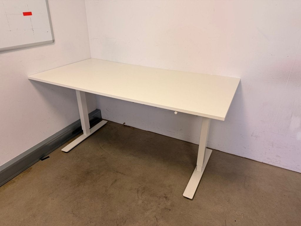 bureau verstelbaar IKEA Trotten, Zit-sta bureau, 160 cm, Gebruikt, IKEA