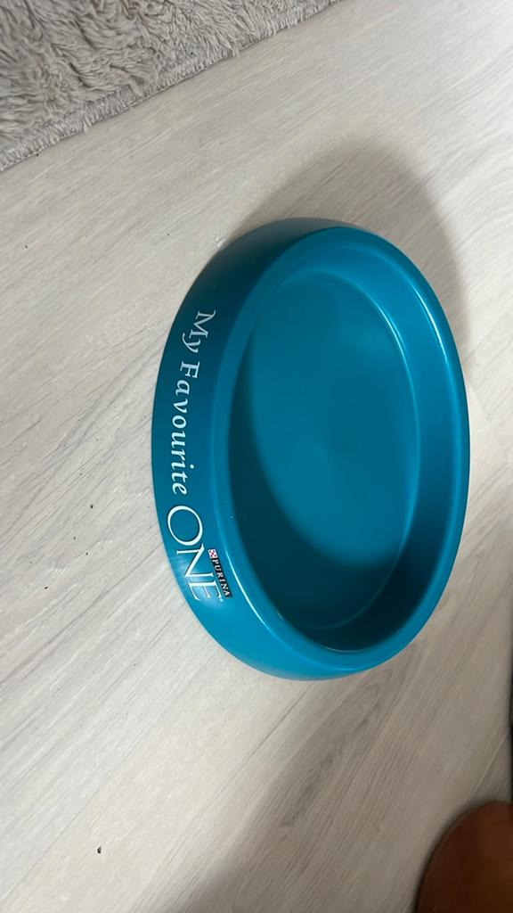 Leuke blauwe katten voerbakje voor katten, Dieren en Toebehoren, Ophalen of Verzenden, Gebruikt