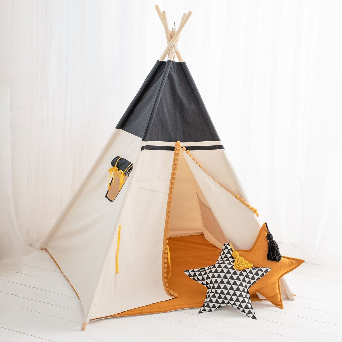 Cozy dots Tipi tent , ondermat en kussens zgan, Ophalen, Zo goed als nieuw, Overige materialen