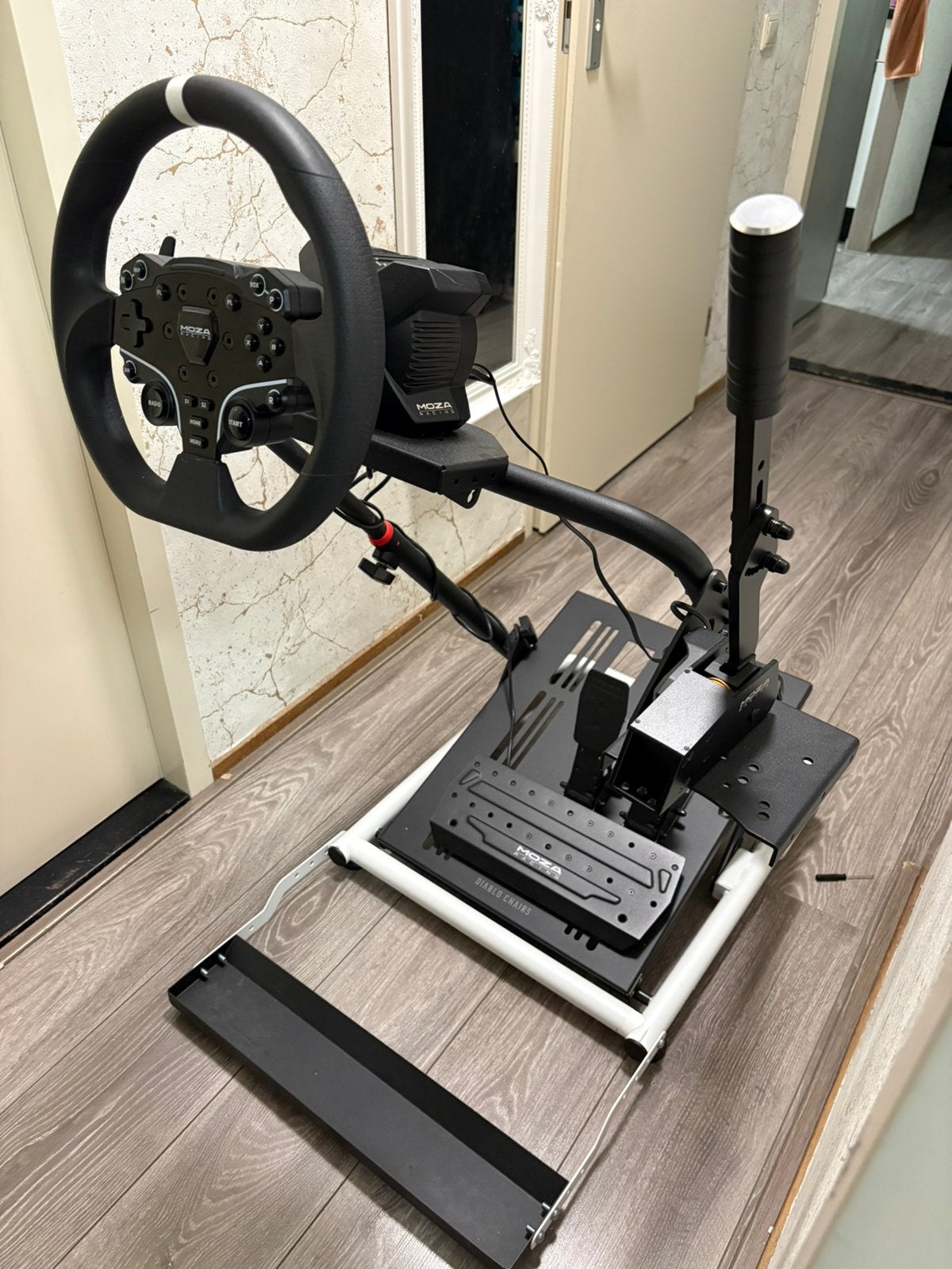 Moza r3 + handbrake en stance, Ophalen, Zo goed als nieuw, Stuurtje of Sportattribuut