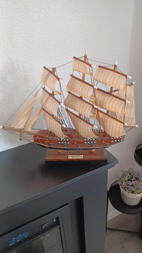 Bergantin Siglo XVIII zeilschip, Ophalen, Gebruikt, Groter dan 1:32