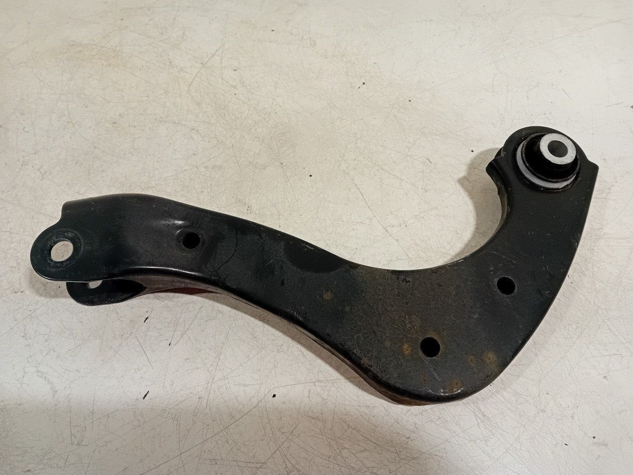 Draagarm rechts achter boven Lexus ES, Onderdelen@venauto.nl, Van der Ven Autorecycling B.V., Gebruikt, Ettenseweg 76, 4706 PB Roosendaal, The Netherlands