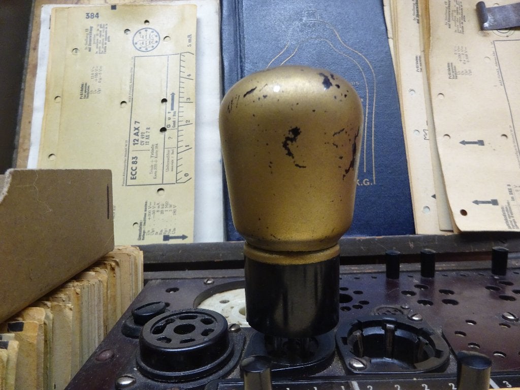 C453 van philips miniwatt ., Ophalen of Verzenden