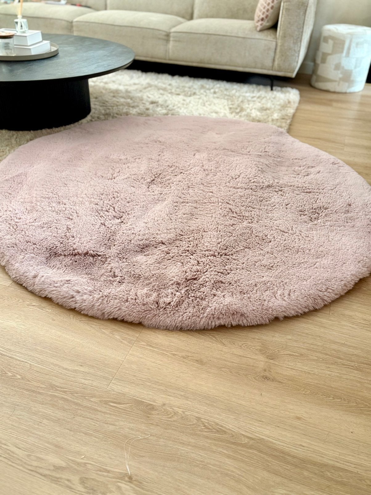 Vloerkleed rond roze, Huis en Inrichting, Stoffering | Tapijten en Kleden, Ophalen, Zo goed als nieuw, Rond, 150 tot 200 cm