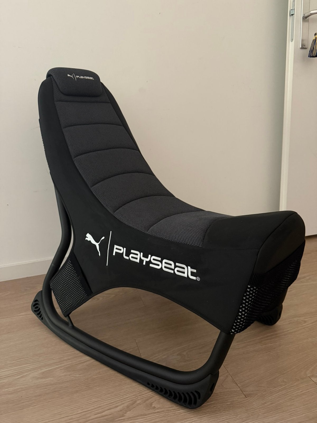 Playseat Puma Playstation, Ophalen, Zo goed als nieuw, Zwart, Eén