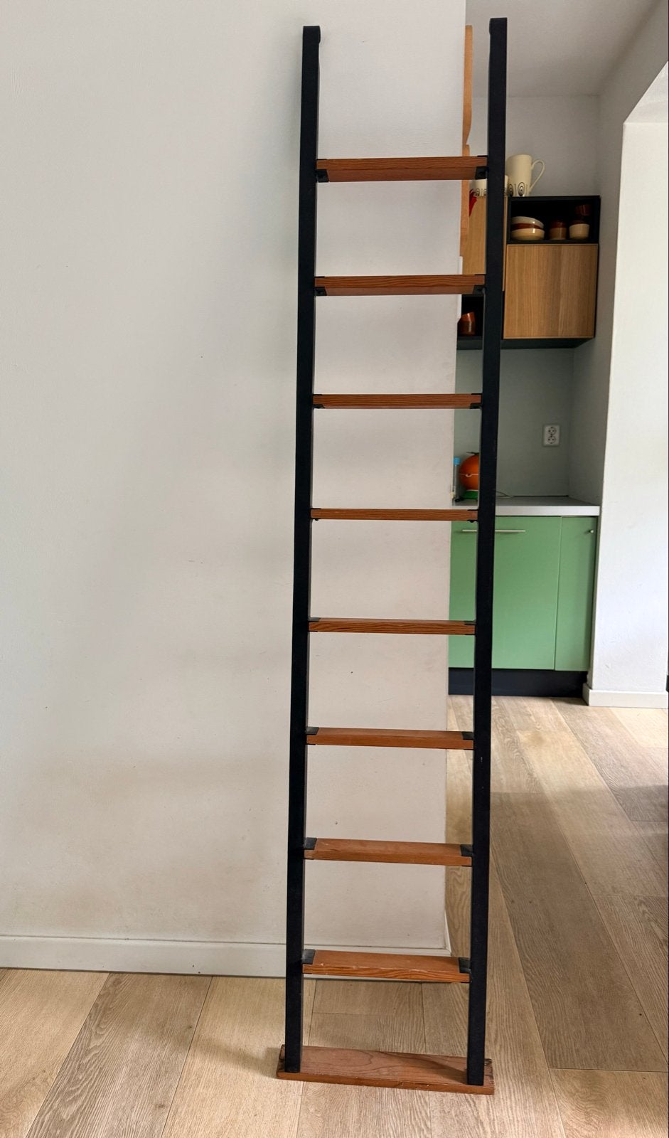 Houten ladder trap hoogslaper of boekenkast metalen frame, Doe-het-zelf en Verbouw, Ophalen, Gebruikt, Ladder, Minder dan 2 meter