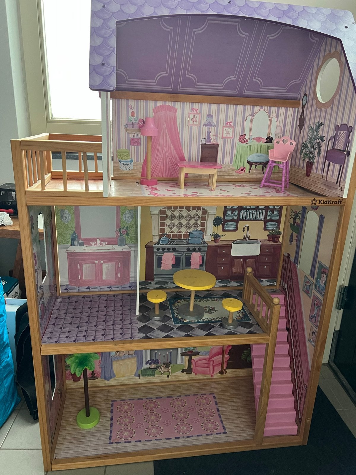 Kidkraft Poppenhuis met Meubels - Uren Speelplezier, Ophalen, Zo goed als nieuw, Poppenhuis
