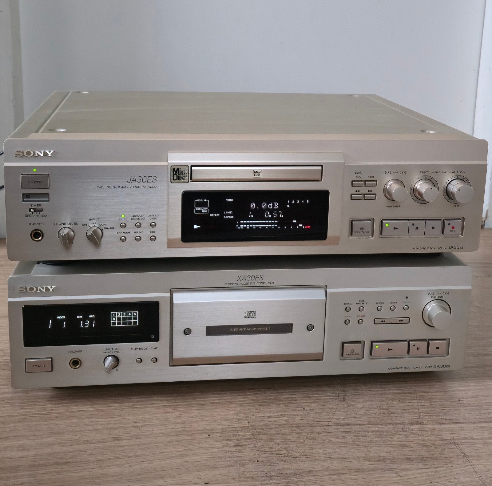 SONY JA30  met afstandsbediening, Ophalen, Walkman