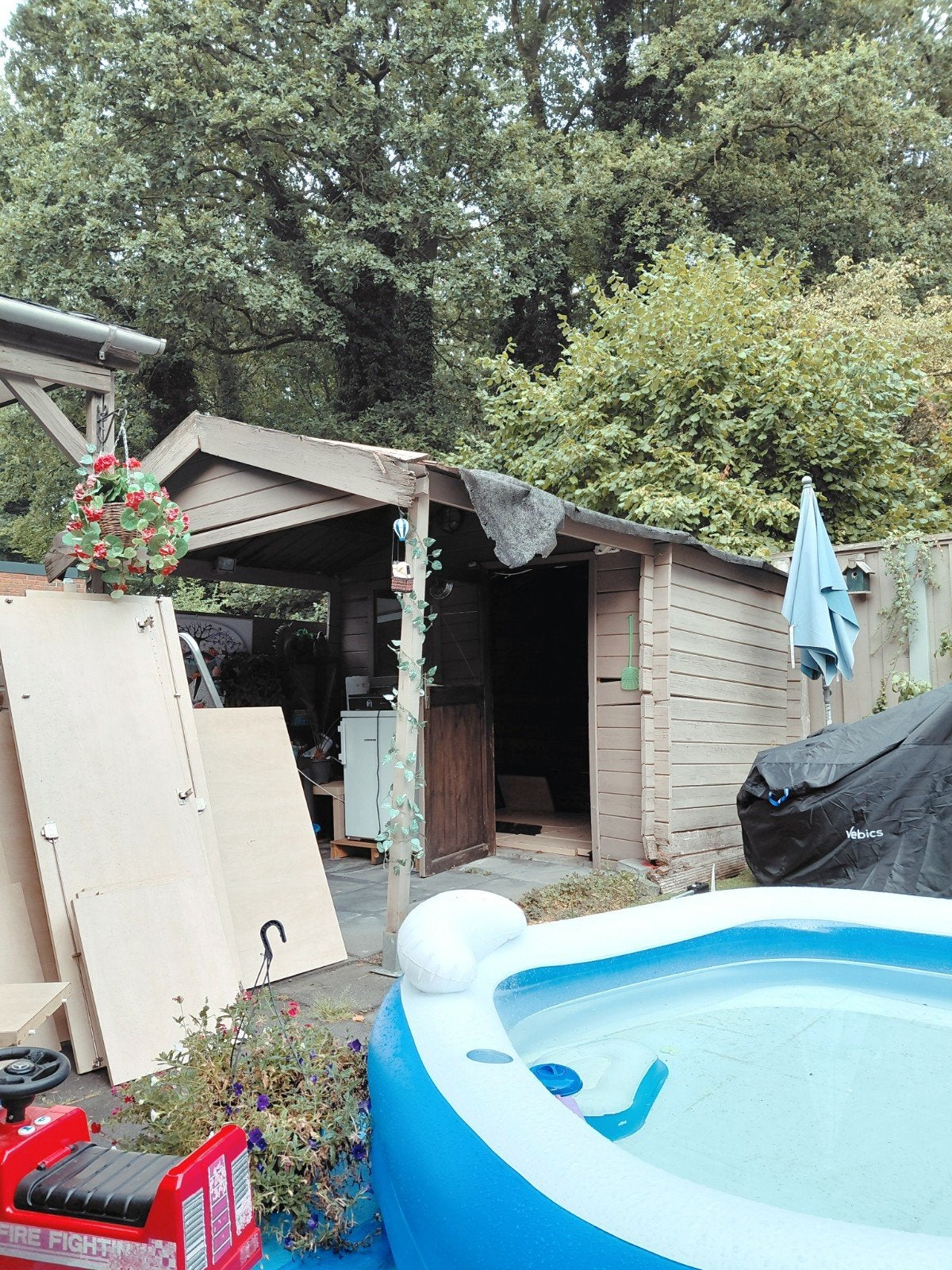 Gratis af te halen: Houten schuur (3x4m) voor sloop, Ophalen, Gebruikt, Hout, Fietsenberging
