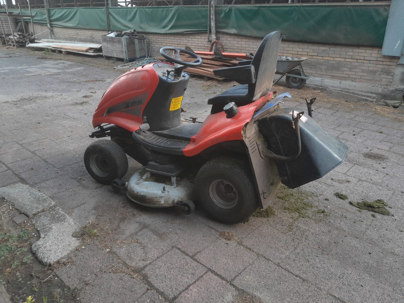 AGS Zitmaaier - Loopt, valt uit bij belasting, Gebruikt, AGS, Ophalen of Verzenden, Opvangbak