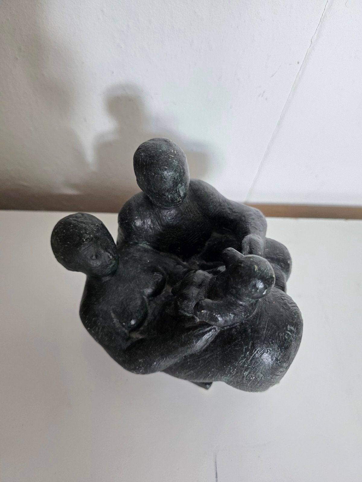 Beeld Frank Letterie 'Geborgen Gezin' Ambrobank Nederland, Ophalen, Groep mensen, Minder dan 20 cm, Handgemaakt