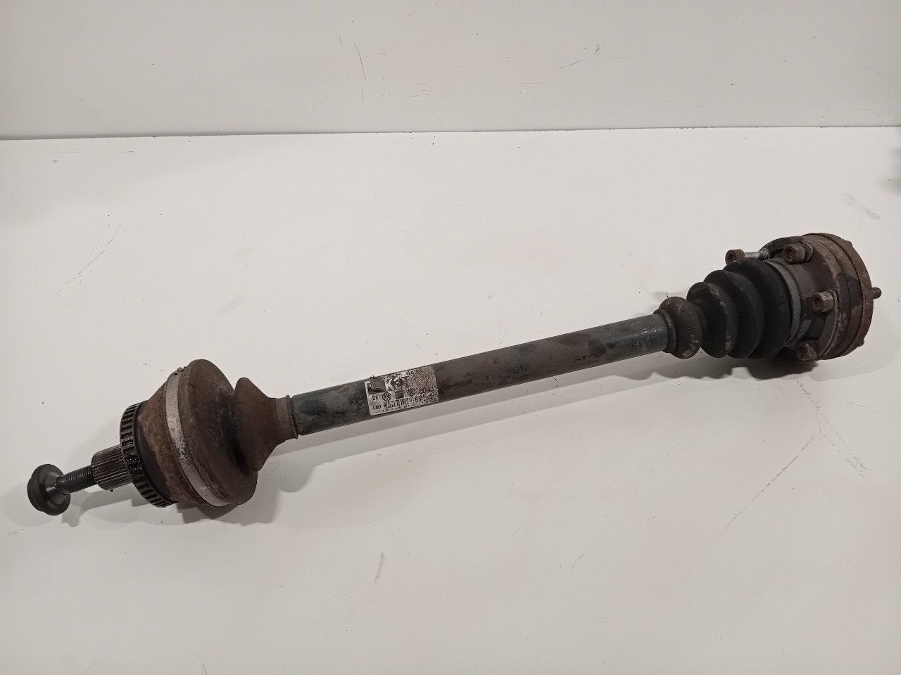 Aandrijfas rechts achter Audi RS 4, Onderdelen@venauto.nl, Van der Ven Autorecycling B.V., Gebruikt, Ettenseweg 76, 4706 PB Roosendaal, The Netherlands