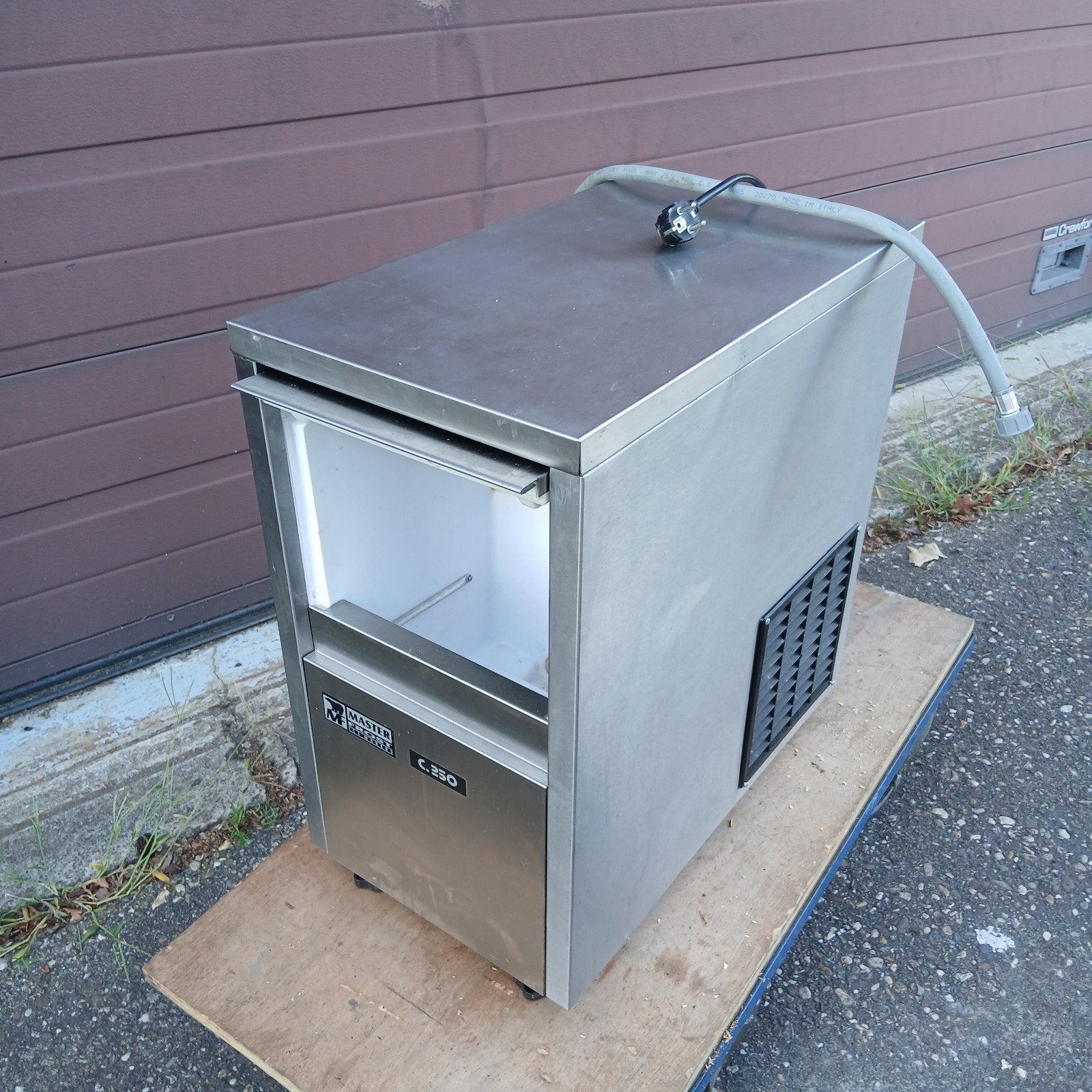 Master Frost C.250 IJsblokjesmachine, Ophalen, Gebruikt, Minder dan 85 cm