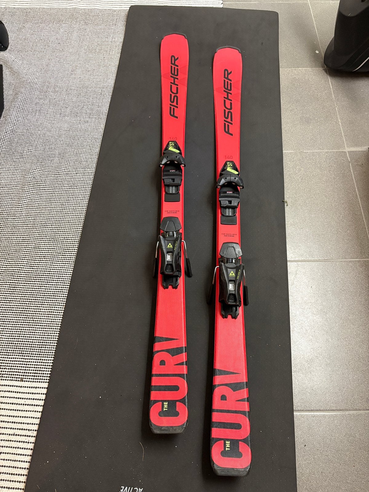 Rode Fischer 140 kinderski’s te koop!, Ophalen, 100 tot 140 cm, Skiën, Ski's