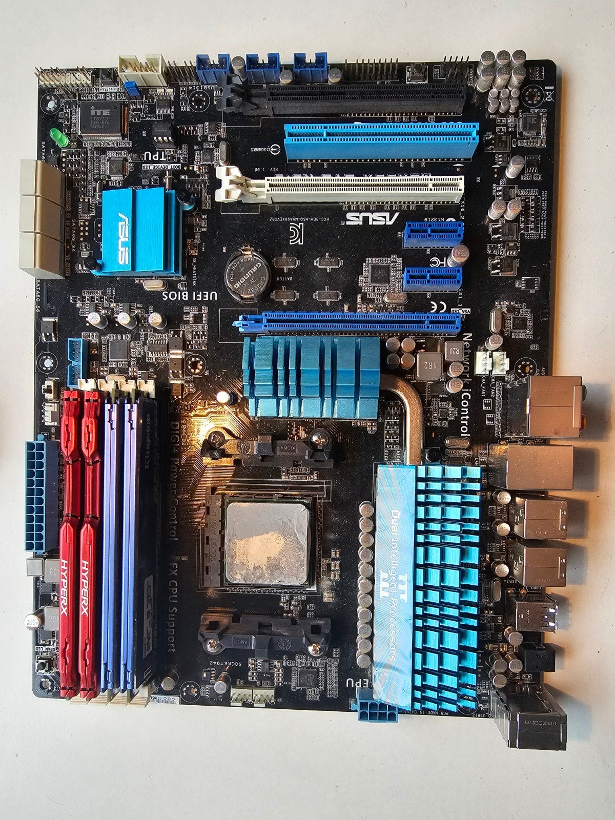 Moederboard asus M5A99X evo R2.0 + 16 gb + 8 core  processor, Computers en Software, Ophalen, Gebruikt, DDR3
