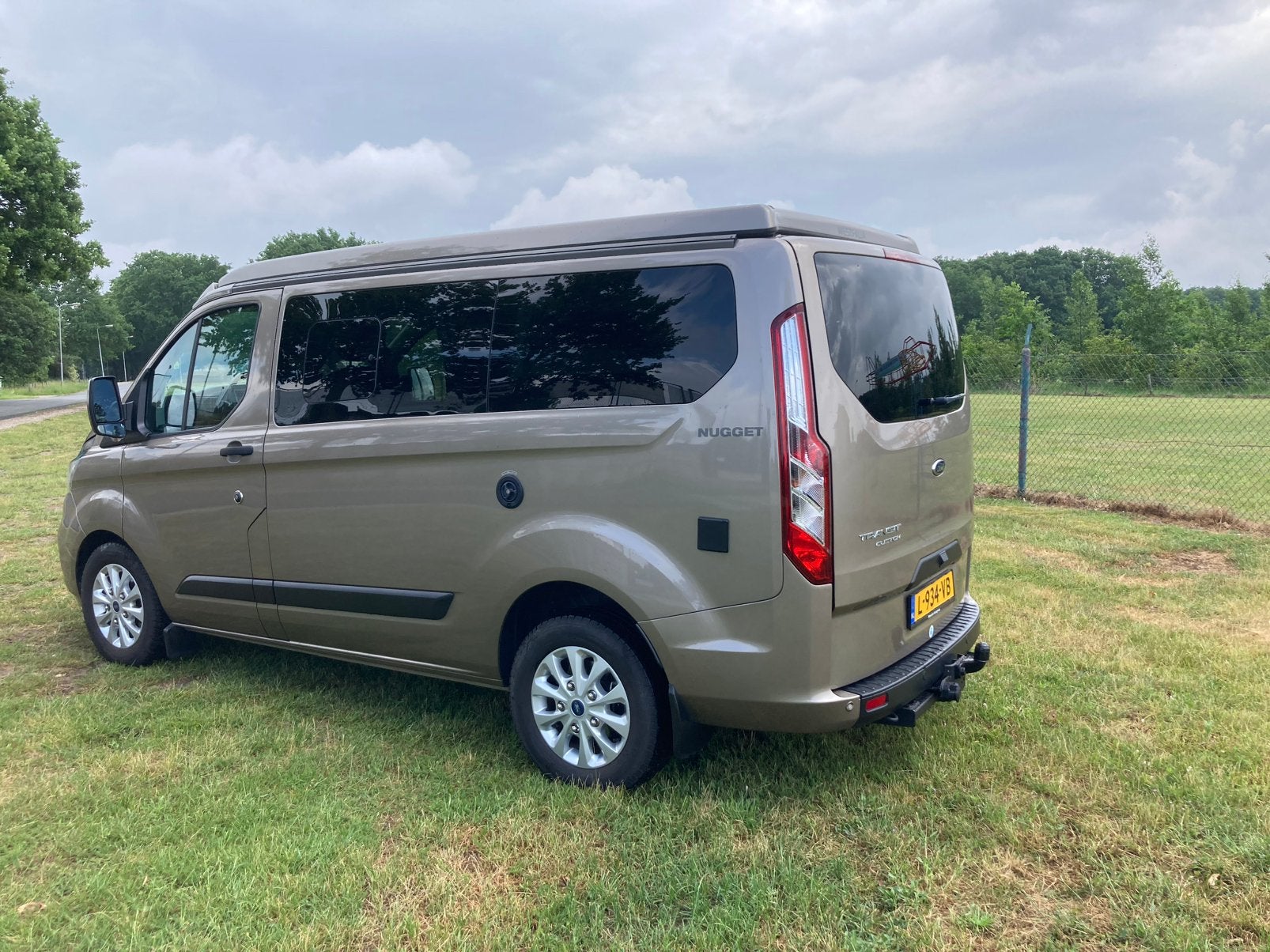 Camperbus Nugget Westfalia 2021 Pyritsilver metallic, Automaat, Diesel, Particulier, Koelkast