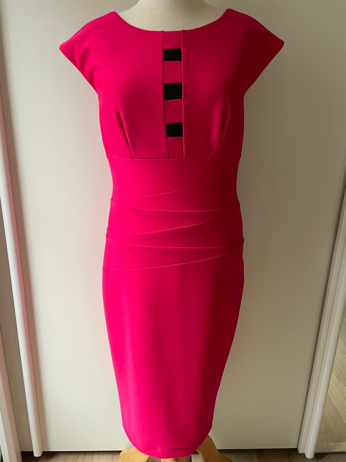 Diva Catwalk roze jurk maat M (valt als S/M), Kleding | Dames, Maat 38/40 (M), Nieuw, Ophalen of Verzenden, Knielengte
