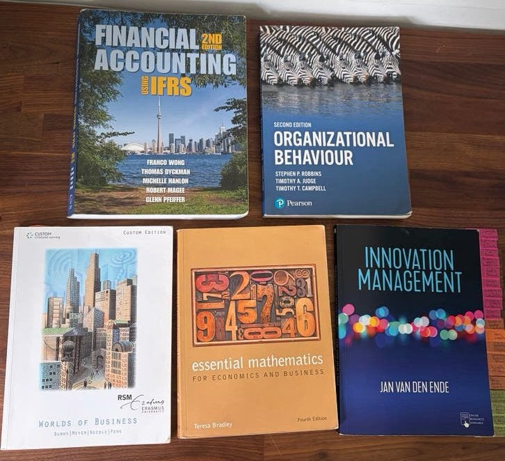 Studieboeken BSc IBA (RSM Erasmus Universiteit), Boeken, Ophalen of Verzenden, Gamma, Gelezen, WO