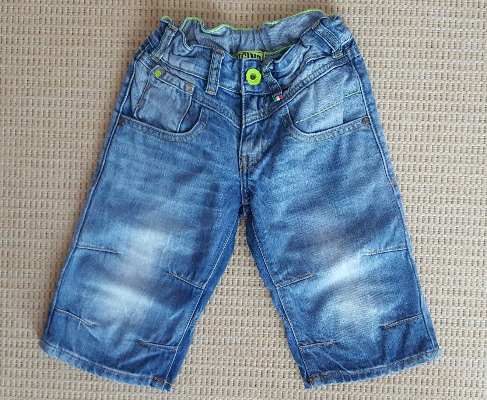 Vingino bermuda maat 6 / 116, Broek, Ophalen of Verzenden, Zo goed als nieuw, Vingino