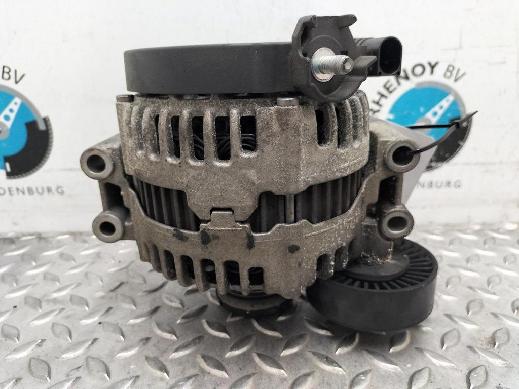 BMW 5 SERIES 523I E60LCI DYNAMO 2008, Ophalen of Verzenden, Gebruikt, Stiba lid