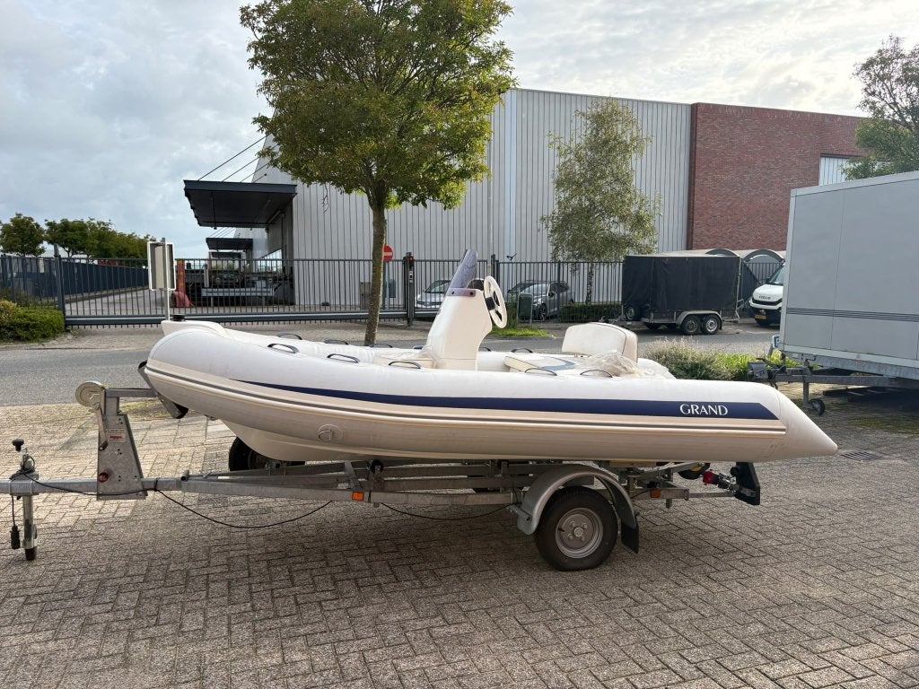 Grand G380 met trailer (nooit gebruikt), bieden vanaf € 3200, Watersport en Boten, Nieuw, Grand, Inclusief trailer, Ophalen