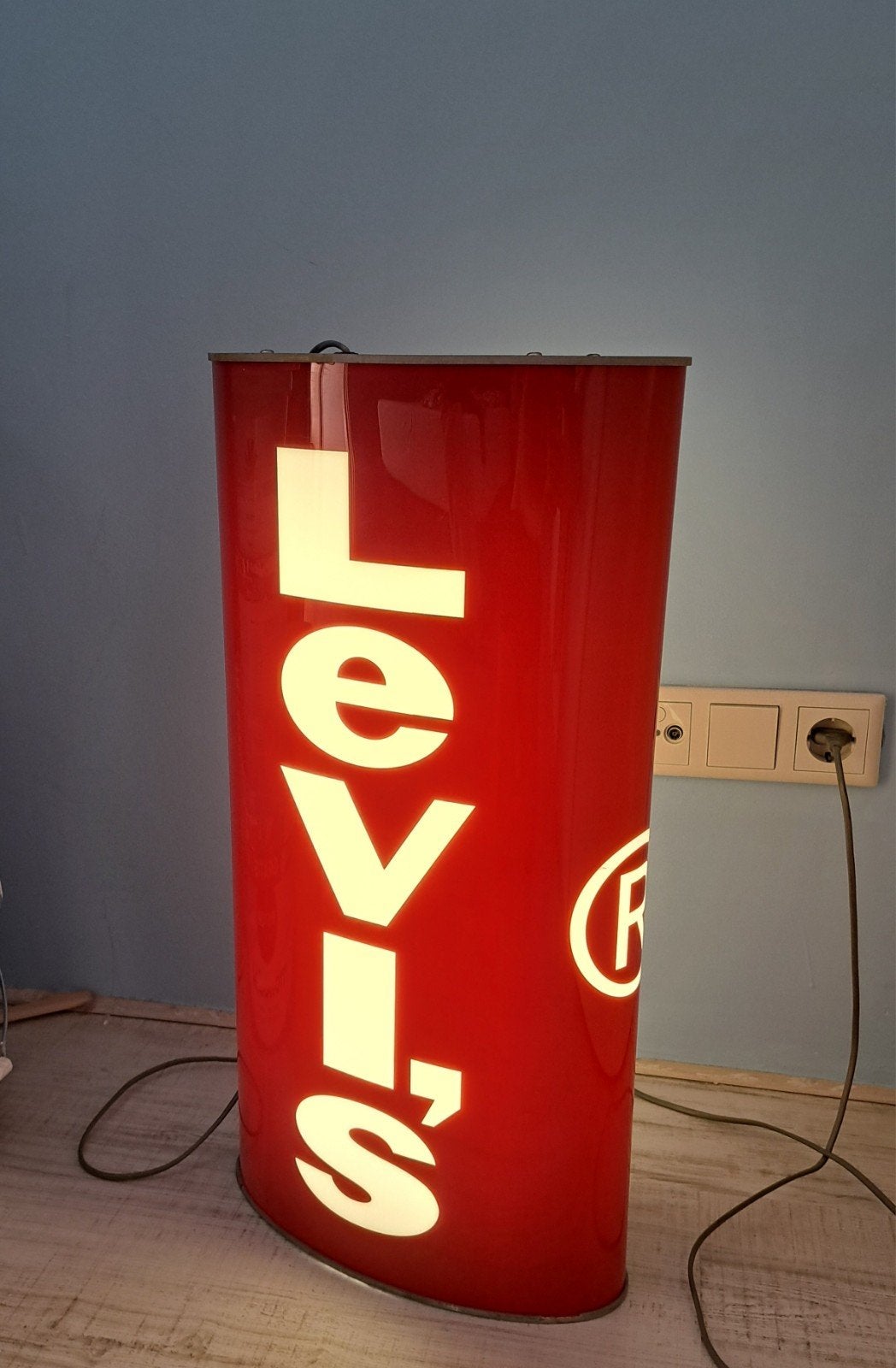 Vintage Levi's reclame lamp / lichtzuil, Ophalen, Gebruikt, Kunststof
