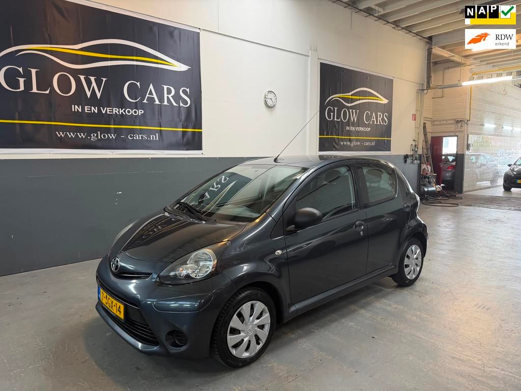 Toyota Aygo 1.0 VVT-i Now |AIRCO|EL.RAMEN|NAP|AUX, Auto's, Toyota, Bedrijf, Te koop, Aygo, ABS, Airbags, Airconditioning, Centrale vergrendeling