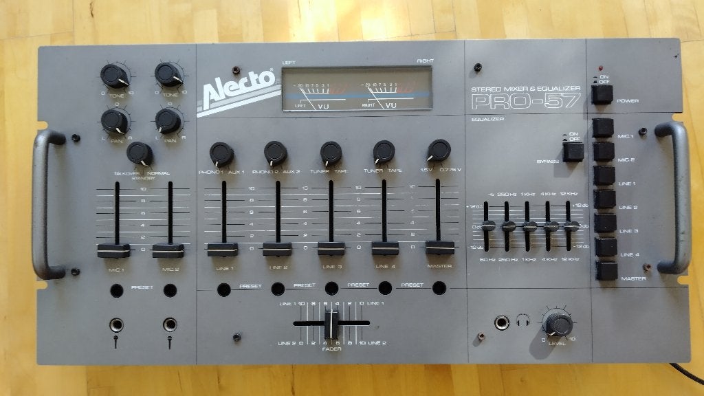 Mengpaneel Stereo Mixer & Equalizer - Alecto Pro 57, Ophalen, Gebruikt, 5 tot 10 kanalen, Microfooningang