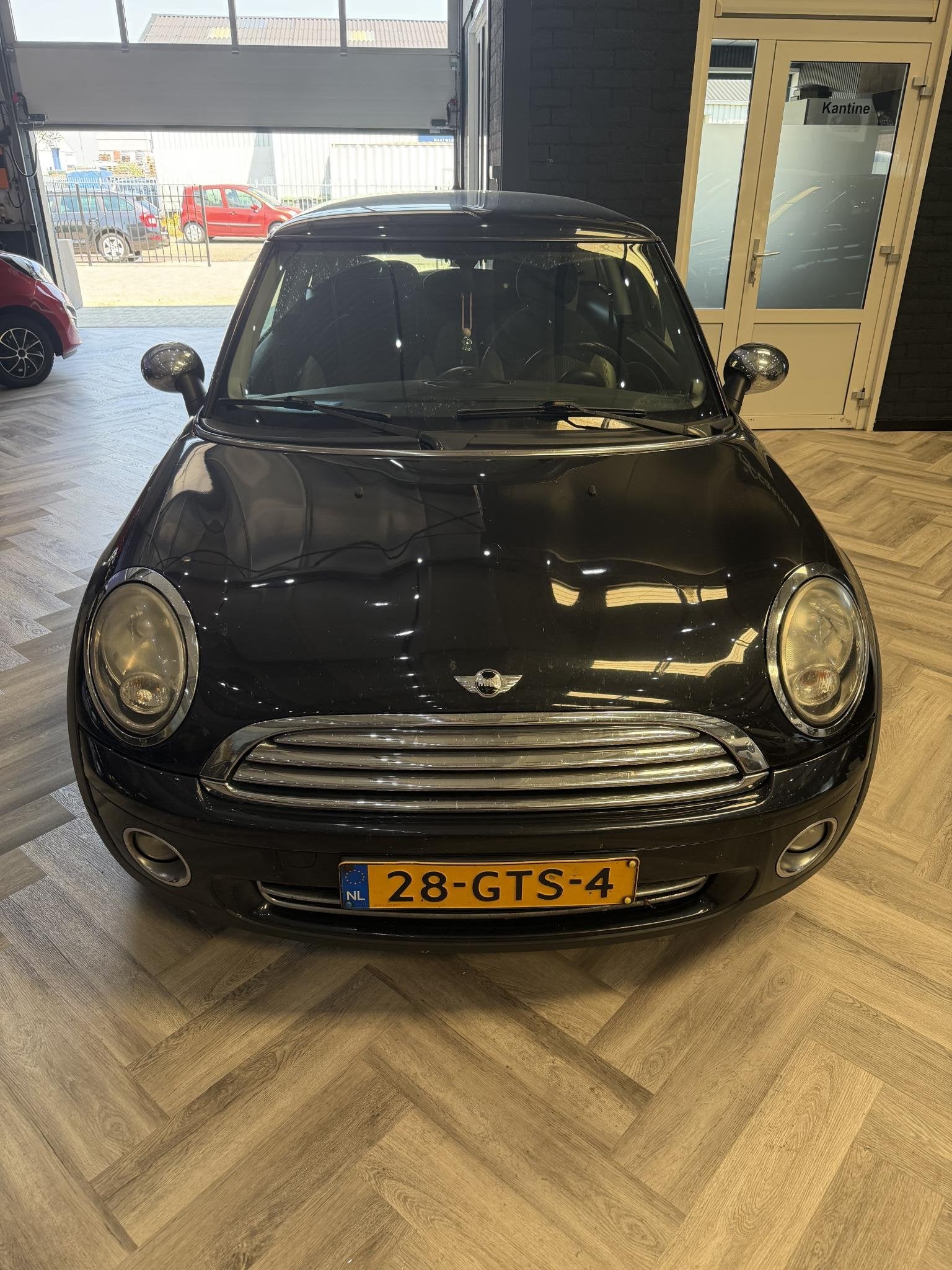 MINI 3-Deurs 1.6 Cooper Chili, Voorwielaandrijving, Gebruikt, 750 kg, 4 cilinders