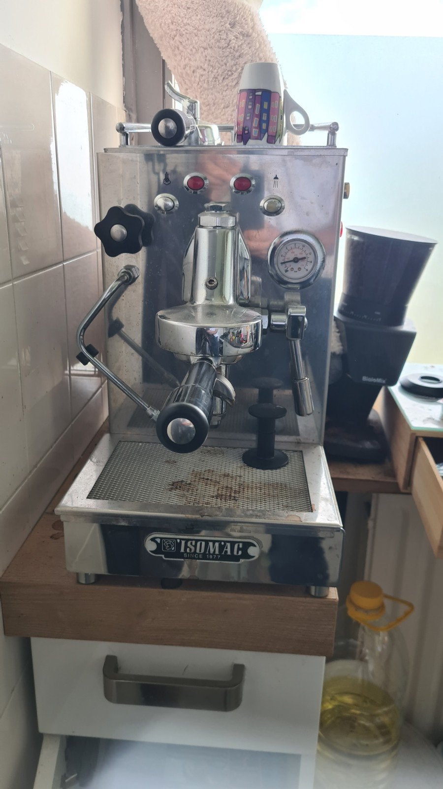 Isomac Espresso Machine met BioloMix Koffiemolen, Witgoed en Apparatuur, Gebruikt, Espresso apparaat, Gemalen koffie, Ophalen