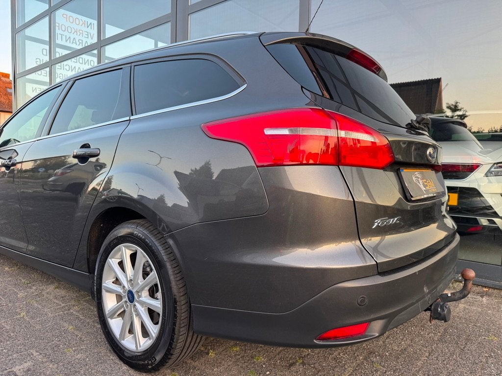 Ford Focus Wagon 1.0 Titanium, 125 pk, Gebruikt, Euro 6, Handgeschakeld
